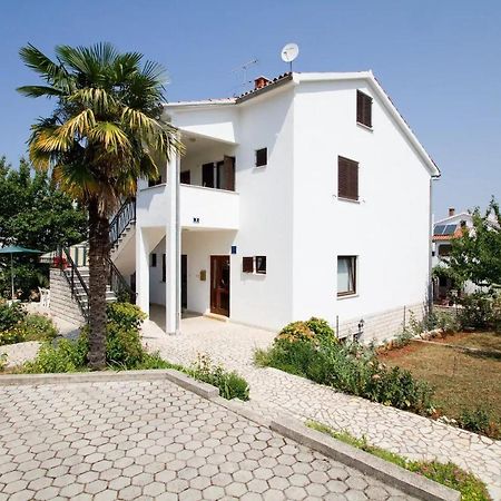 Laura'S Apartment Porec Exterior photo